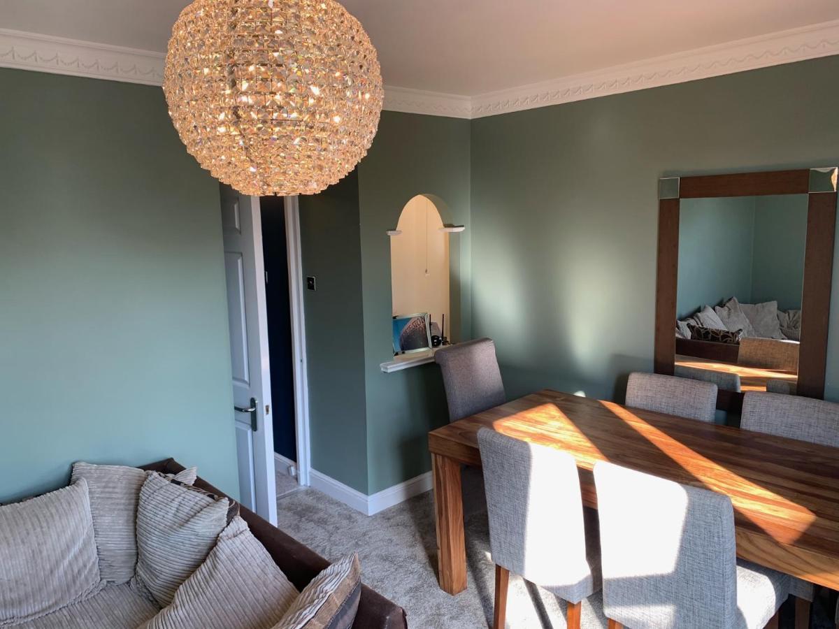 Stylish 2 Bed Penthouse In Trendy Pontcanna Кардиф Екстериор снимка